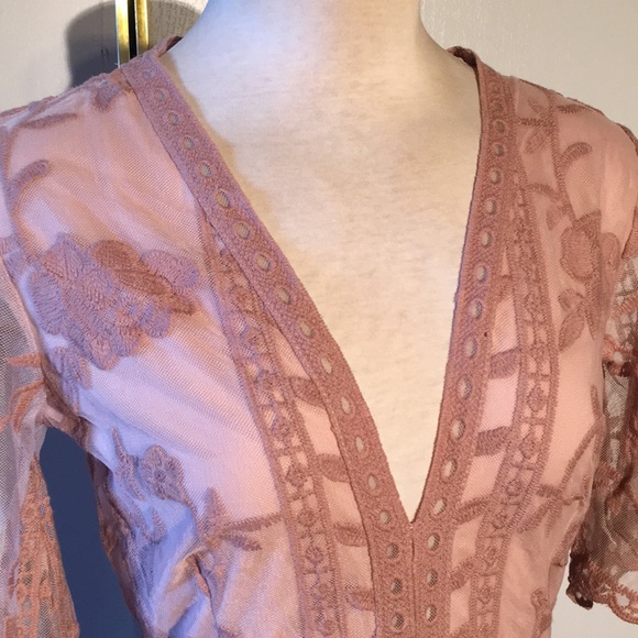 Socialite Plunging Lace Jumpsuit - Picture 4 of 8